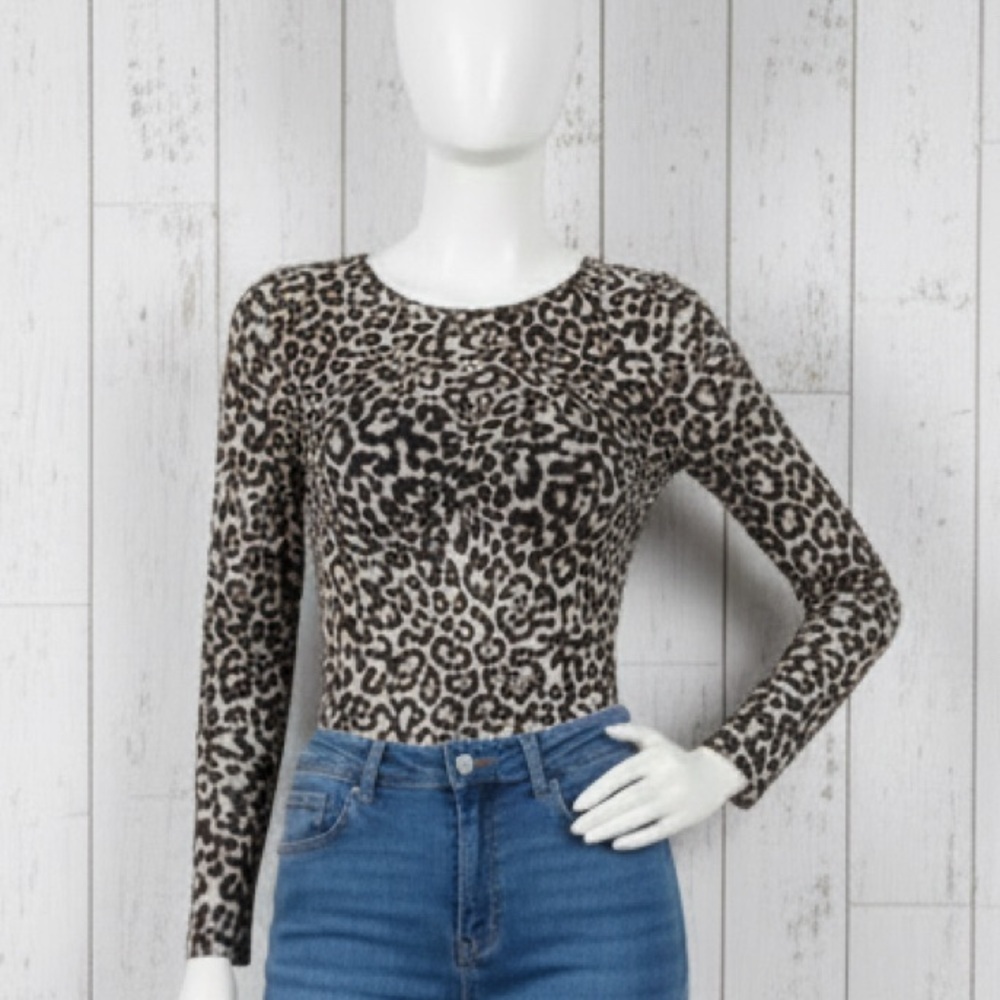 🛍️BUNDLE ONLY ITEM🛍️ Leopard Print Mesh Top